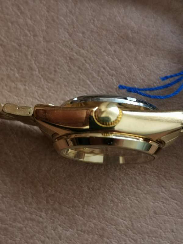 Vintage ladies seiko 5 automatic mechanical watch new old stock was never worn