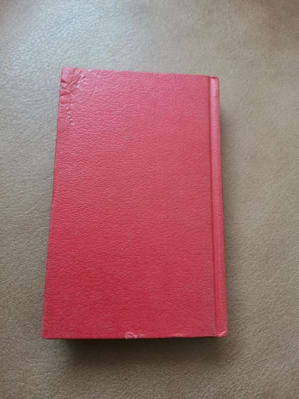 1968 the observers book of Heraldry by Charles mackinnon