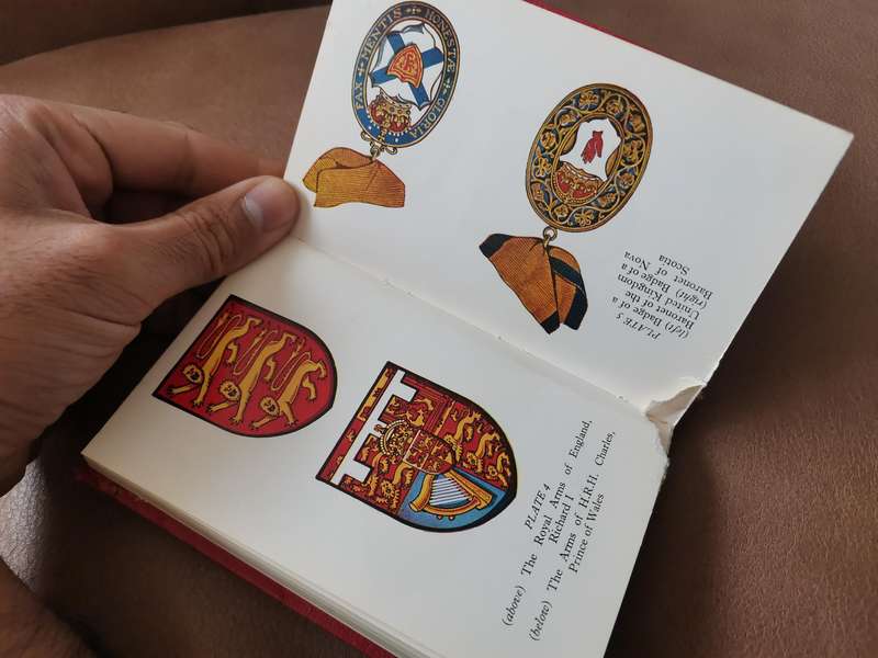 1968 the observers book of Heraldry by Charles mackinnon