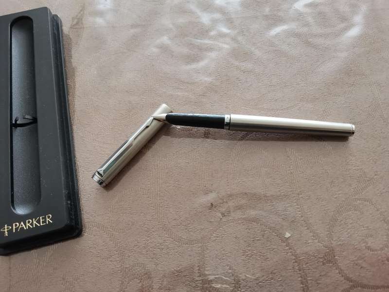 1990s parker stainless steel fountain pen boxed