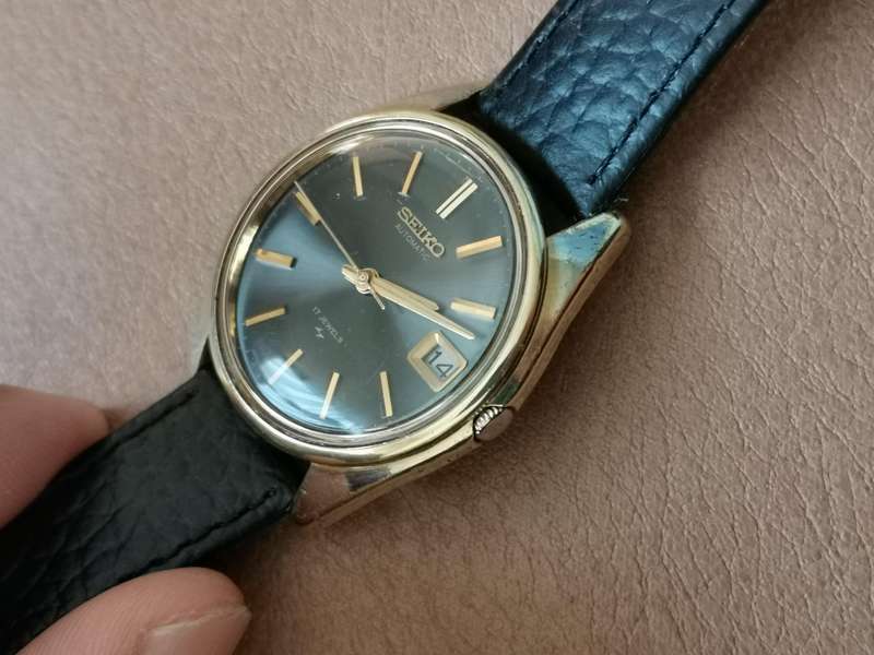 Vintage seiko automatic 17 jewels mechanical watch