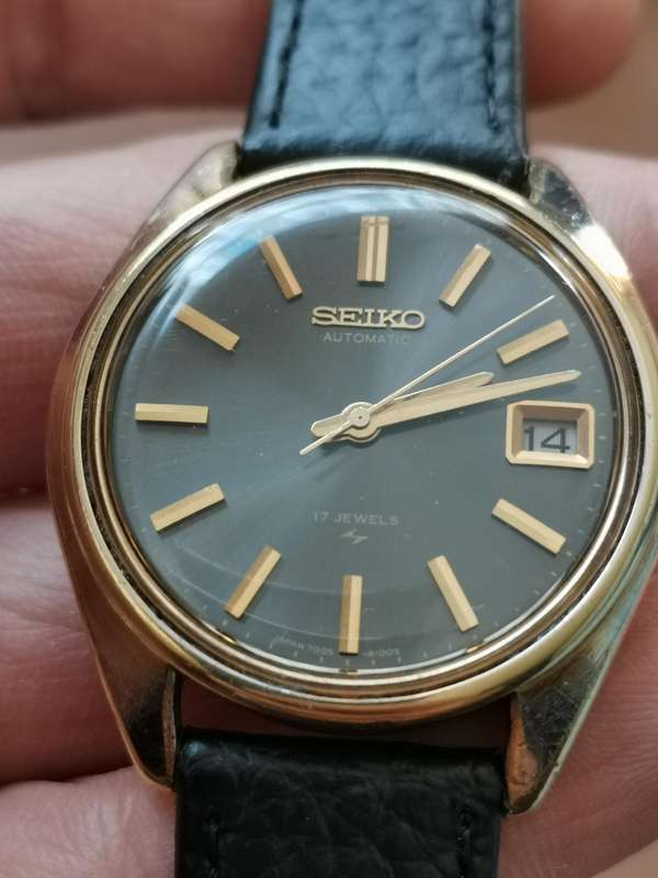 Vintage seiko automatic 17 jewels mechanical watch