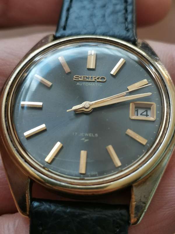 Vintage seiko automatic 17 jewels mechanical watch
