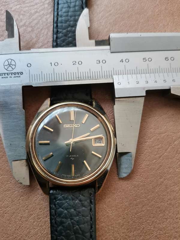 Vintage seiko automatic 17 jewels mechanical watch