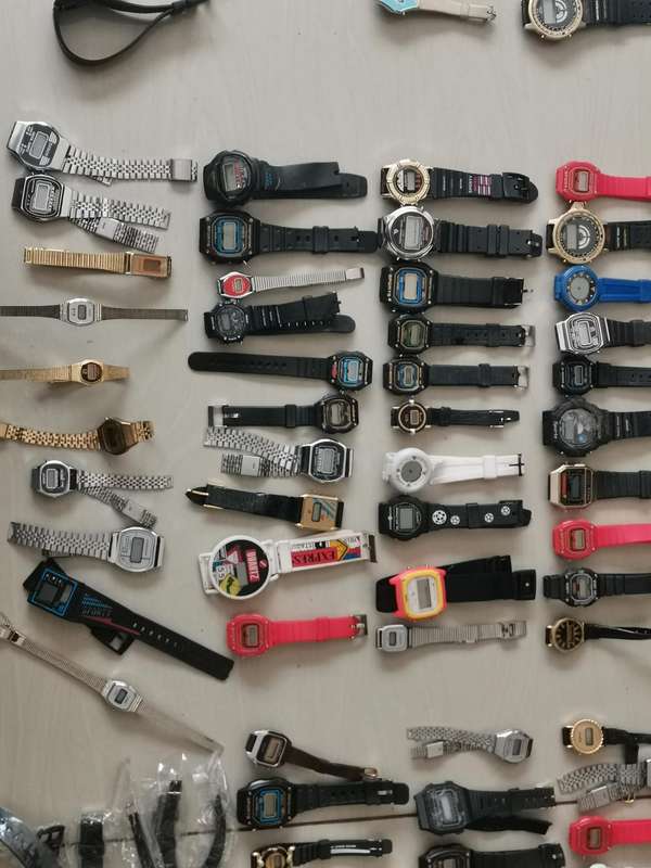 350 new old stock quartz watches from the late 1980s and early 1990s