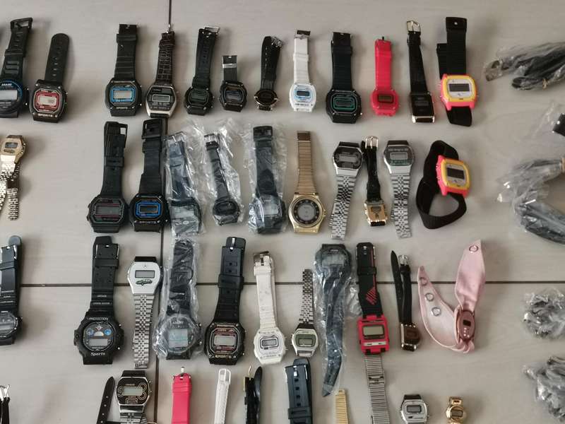 350 new old stock quartz watches from the late 1980s and early 1990s