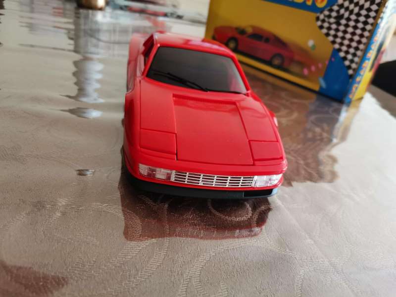 Super rare new old stock 1984 Ferrari am radio