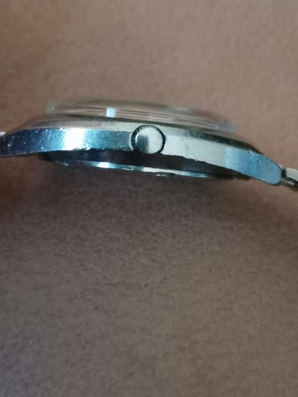 1970s Seiko Automatic Silver Sunburst Dial With Date Stainless Steel Bracelet