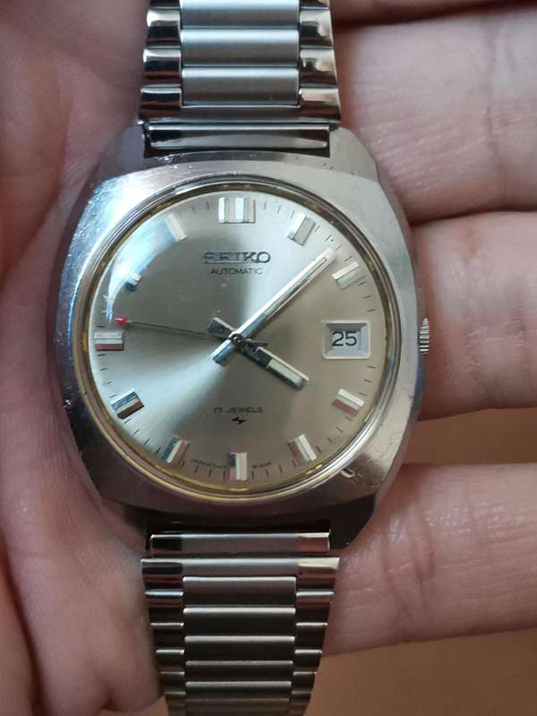 1970s Seiko Automatic Silver Sunburst Dial With Date Stainless Steel Bracelet