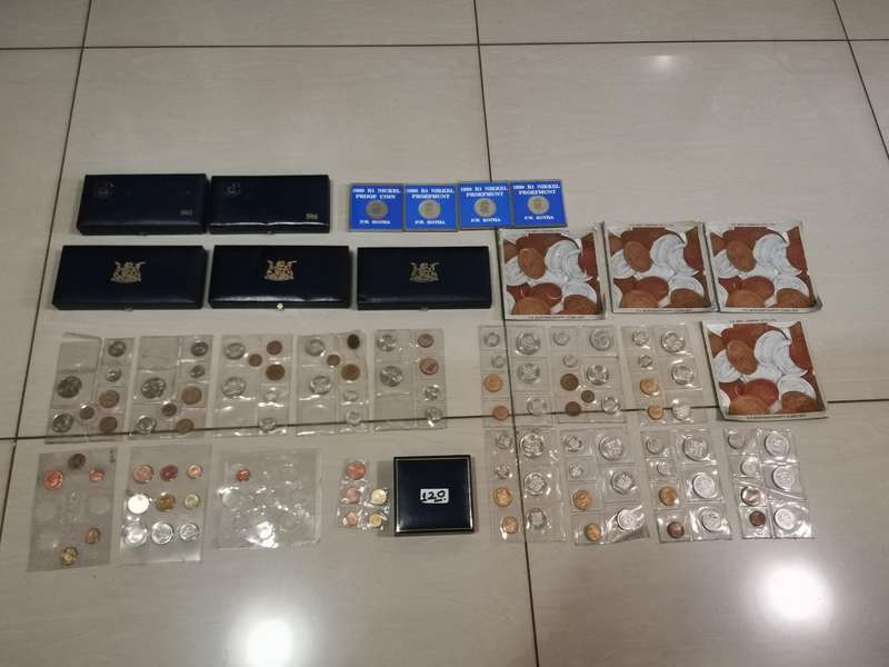 25 South African Mint Sets & Extras