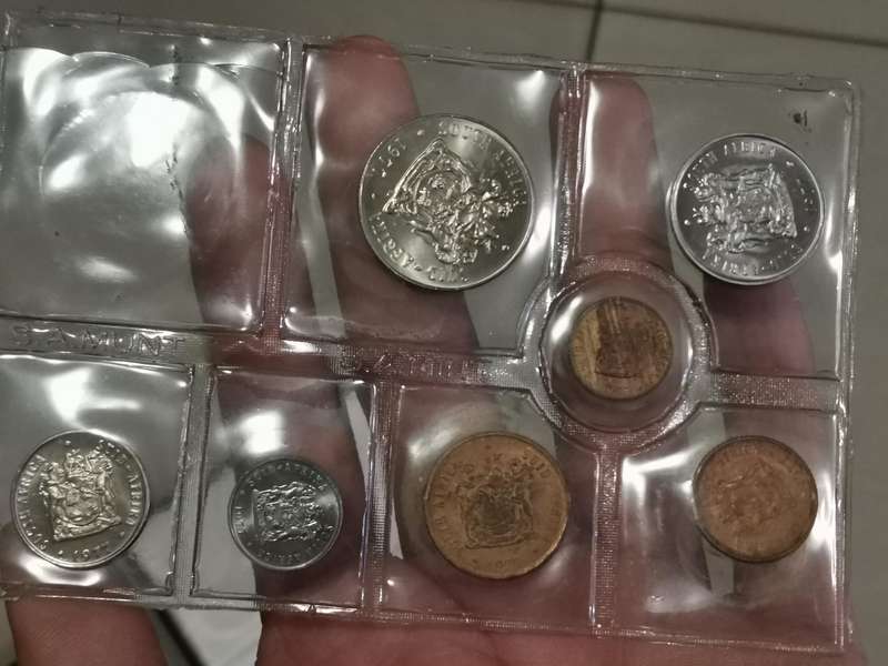 25 South African Mint Sets & Extras