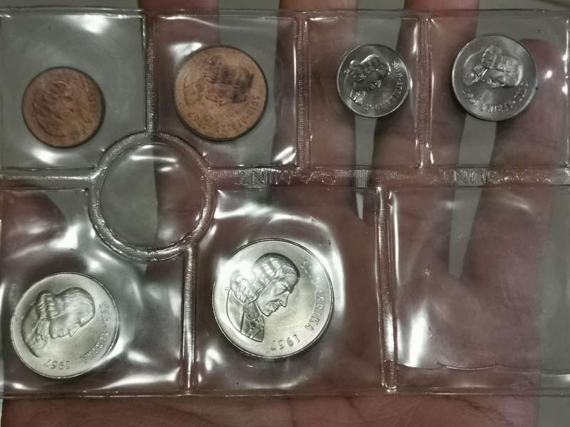 25 South African Mint Sets & Extras