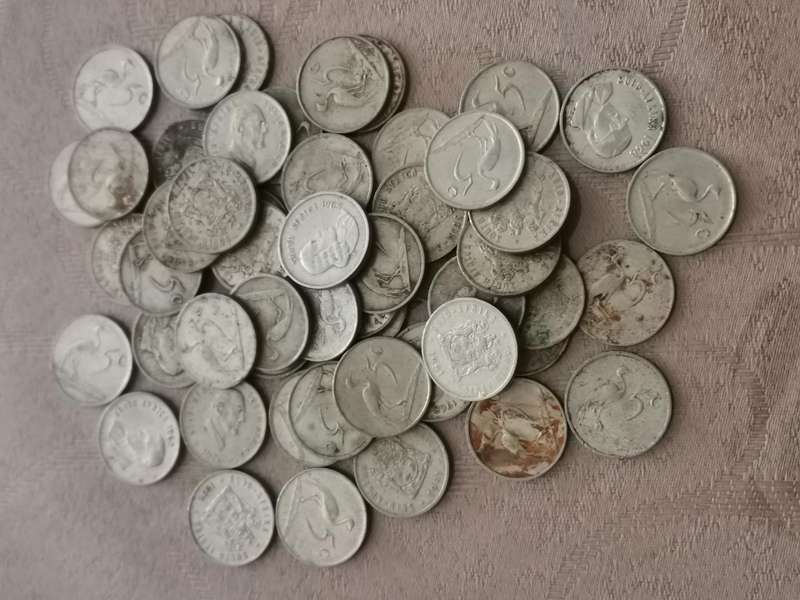 Deceased estate find Huge lot of 535 old south African coins