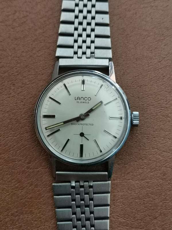 Vintage Lanco 15 jewels mechanical manual wind watch *like new*