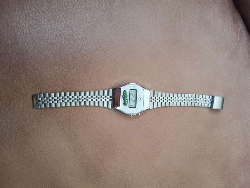 Vintage 1980s Mercedes Benz W124 watch
