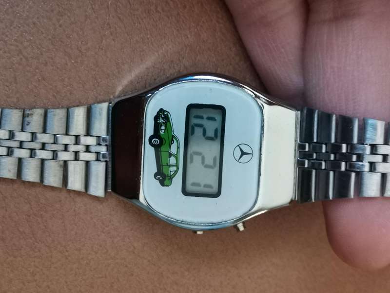 Vintage 1980s Mercedes Benz W124 watch