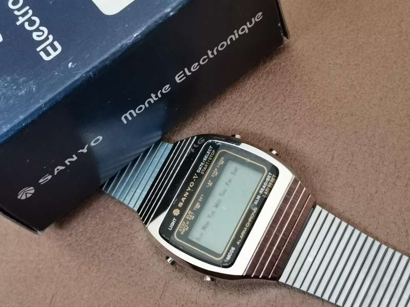 New old stock 1977 Sanyo digital watch