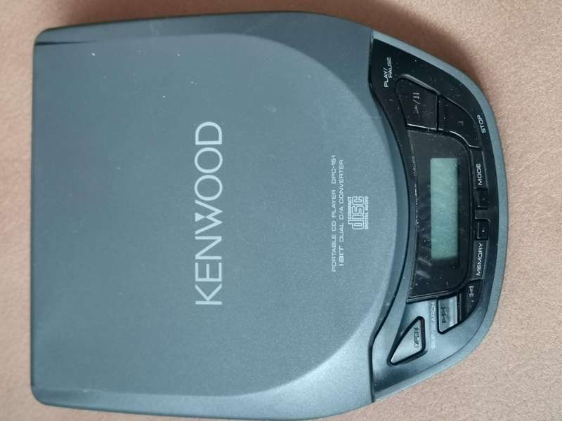 Boxed vintage Kenwood dpc-151 portable CD player