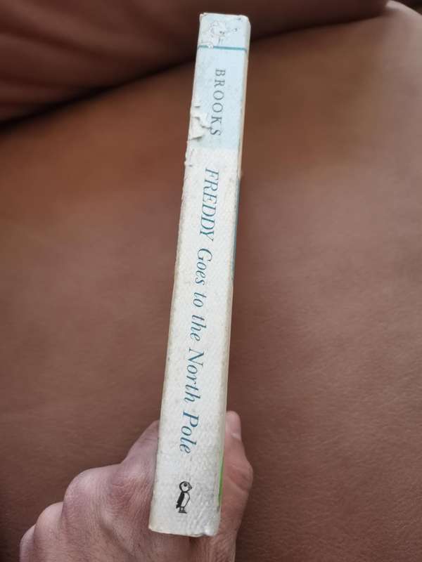 2002 Freddy goes to the north pole by Walter R brooks