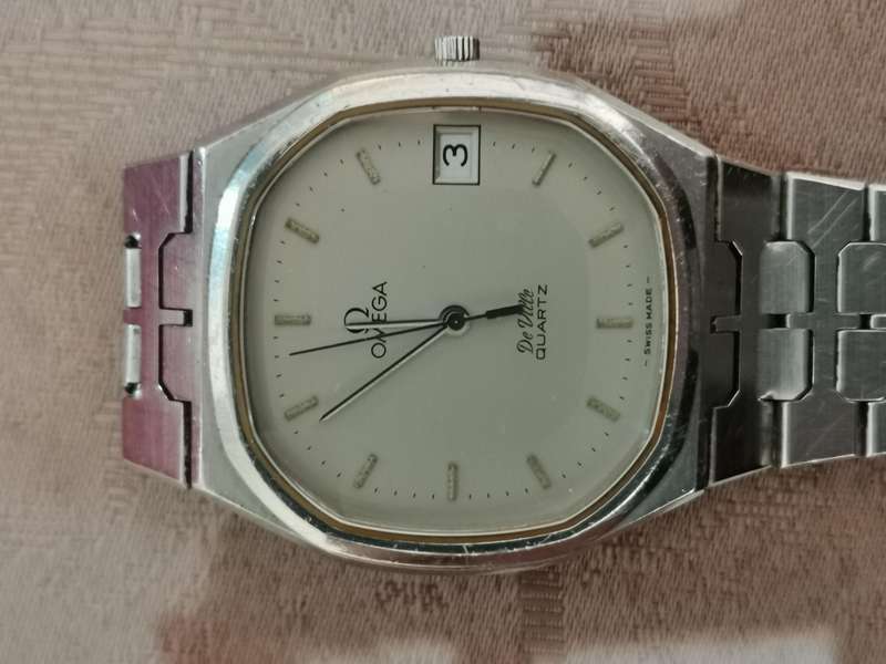 Vintage omega de ville quartz 1332 gents watch with box one owner since new