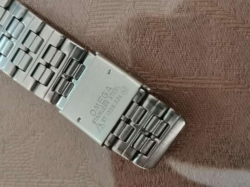 Vintage omega de ville quartz 1332 gents watch with box one owner since new