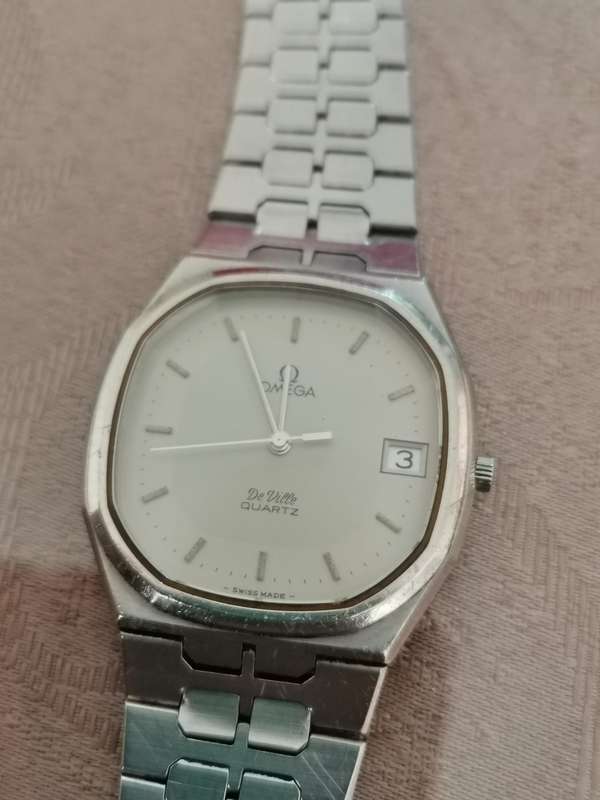 Vintage omega de ville quartz 1332 gents watch with box one owner since new