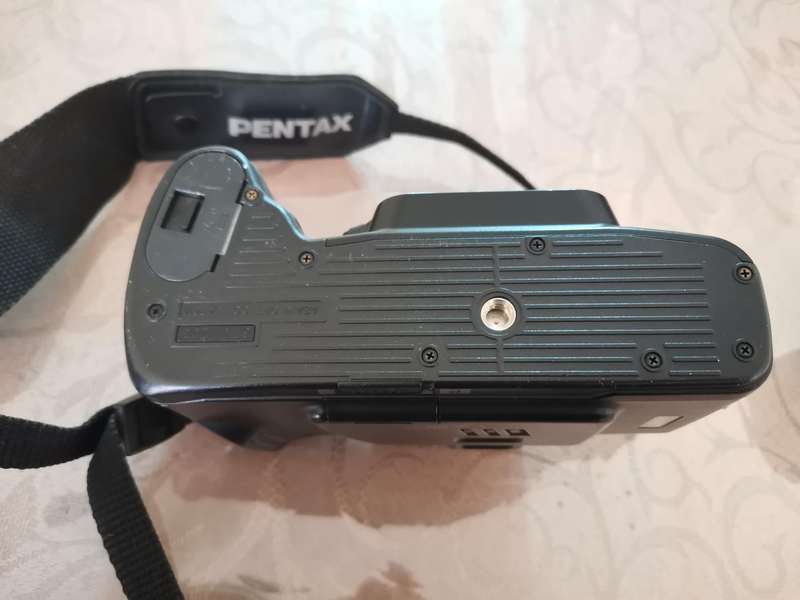 Pentax z70 35mm film Camera
