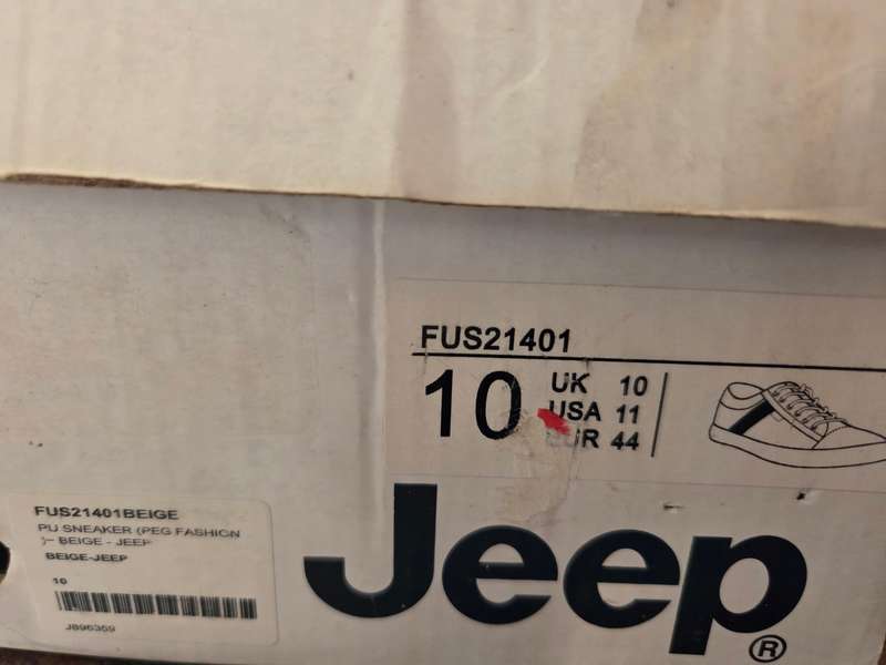 LIKE NEW JEEP