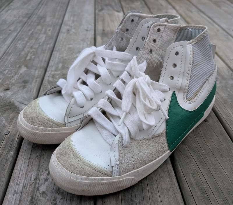 Nike Blazer Mid 77 Jumbo Mens Sneakers Size UK 9