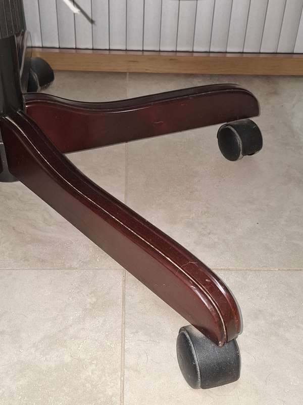 Vintage Leather Chesterfield Style Office Chair - Dove Grey - Solid Warm Wood Frame