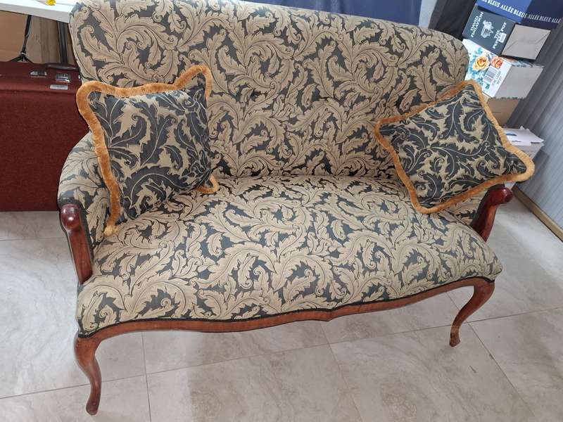 Vintage Queen Anne Style Settee with Beautiful Upholstery