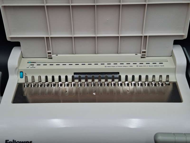 Home Comb Binder - Fellowes