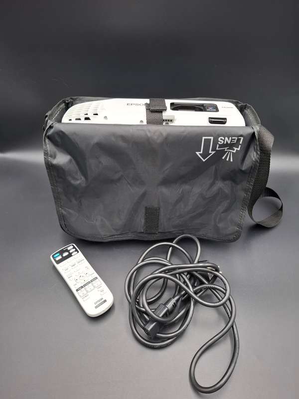 Epson projector EB S18