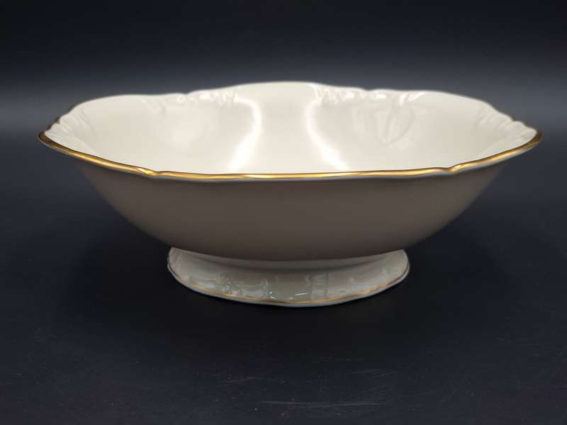 Vintage Porsgrunn Norge - 33 piece dinnerware in ivory with gold trim - designer Nora Gunderson