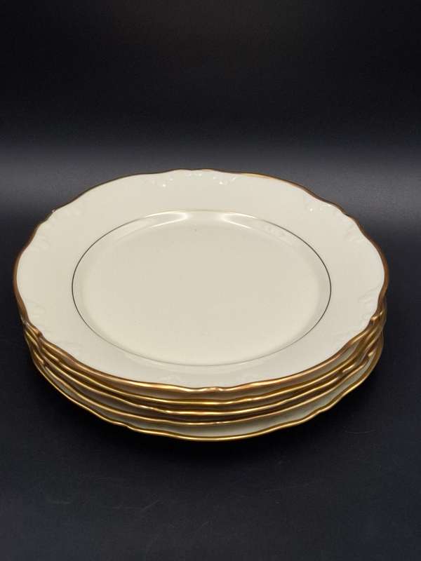 Vintage Porsgrunn Norge - 33 piece dinnerware in ivory with gold trim - designer Nora Gunderson