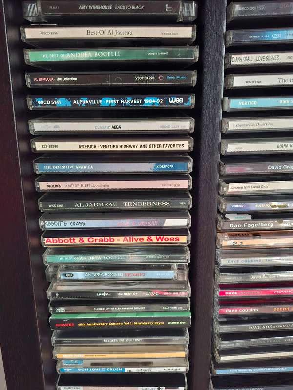 CD Holder - Wood veneer - over 340 CDs in holder and included
