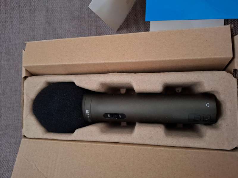 Samson Q2U Recording & Podcasting Pack - new in original packaging