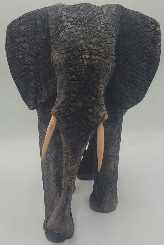 Elephant Wood Carving - Stunning craftmanship - 42cm H