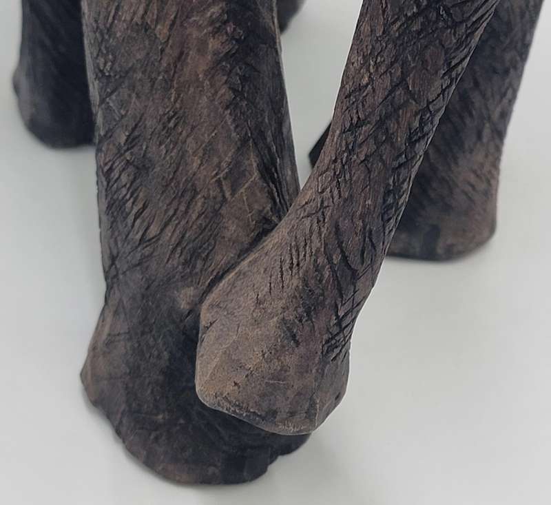 Elephant Wood Carving - Stunning craftmanship - 42cm H