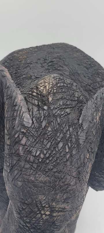 Elephant Wood Carving - Stunning craftmanship - 42cm H