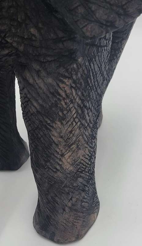 Elephant Wood Carving - Stunning craftmanship - 42cm H