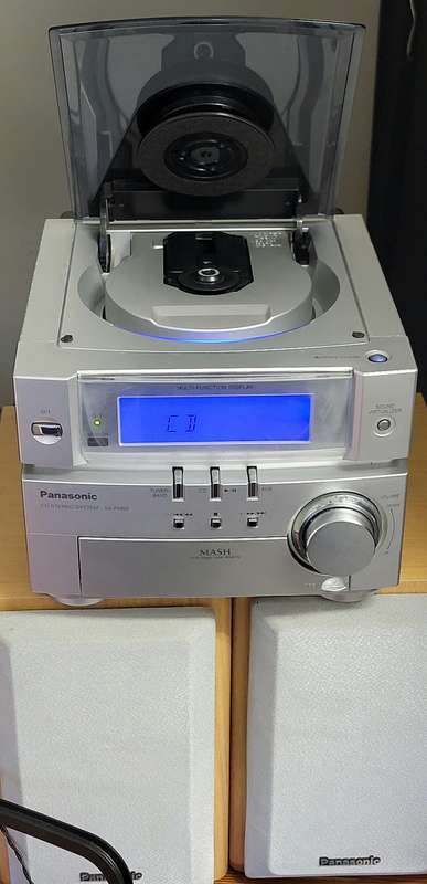 Panasonic Model SA-PM03 CD Stereo System - Great sound