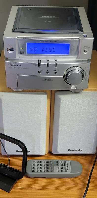 Panasonic Model SA-PM03 CD Stereo System - Great sound