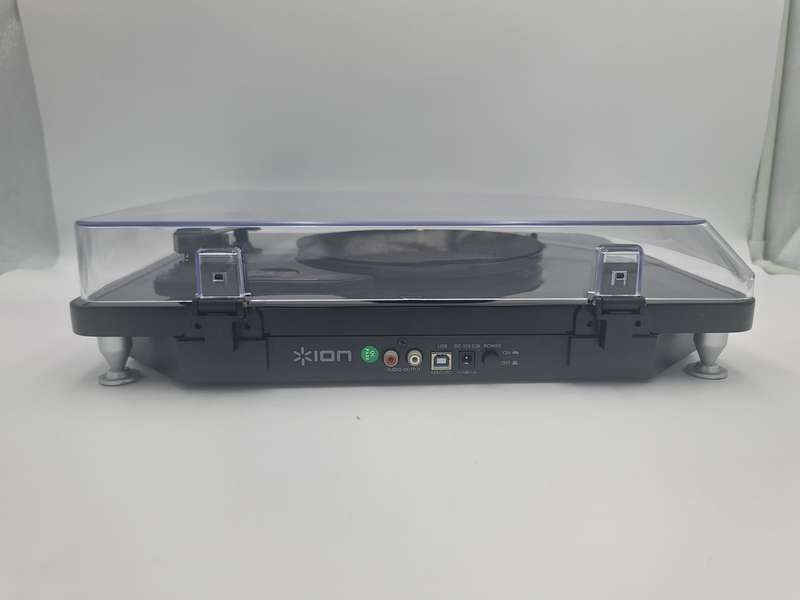 Ion Pure LP - Vinyl/Record Player - great condition