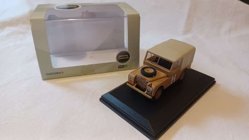 Oxford Diecast Sand Military (Hamilcar) - 1:43 Scale - New In Perspex Case