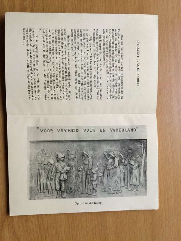 Die Nasionale Vrouemonument booklet