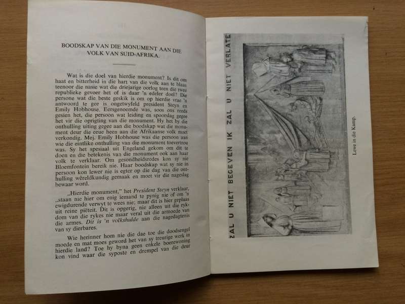 Die Nasionale Vrouemonument booklet