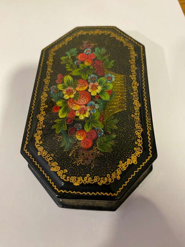 Ukranian folk art painted trinket box