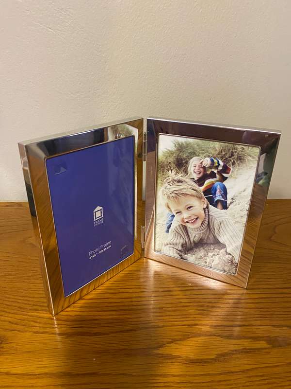 Two photo metal picture frame