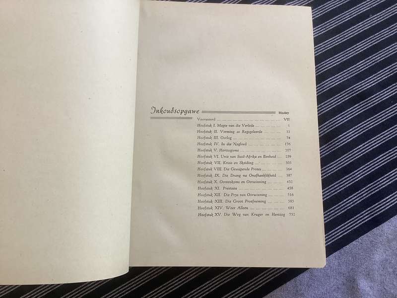 JBM Hertzog, autobiography (1948). Afrikaans edition, 2nd printing. by C M Van Den Heever.